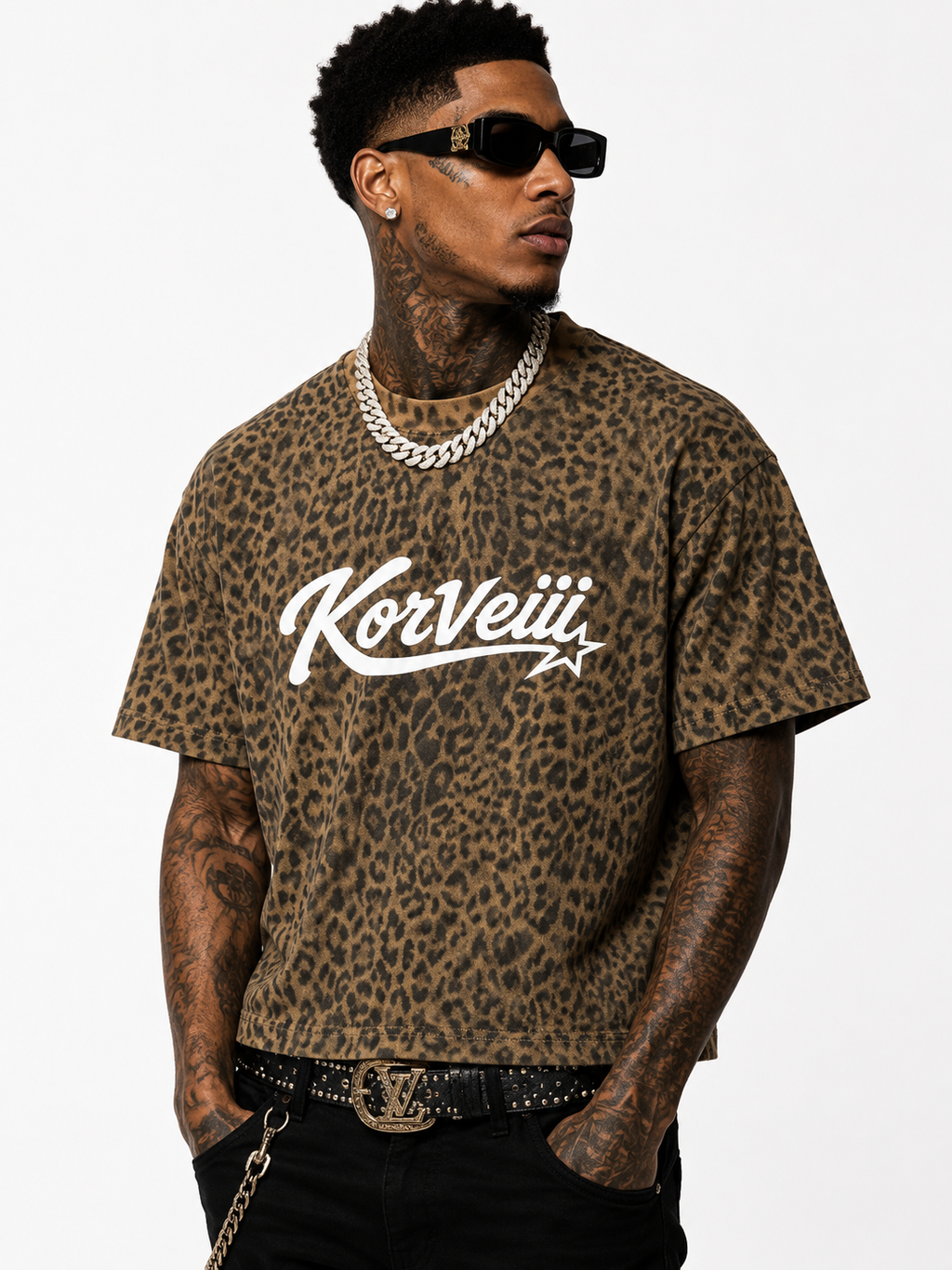 Korveiii Leopard Print Crop T-Shirt